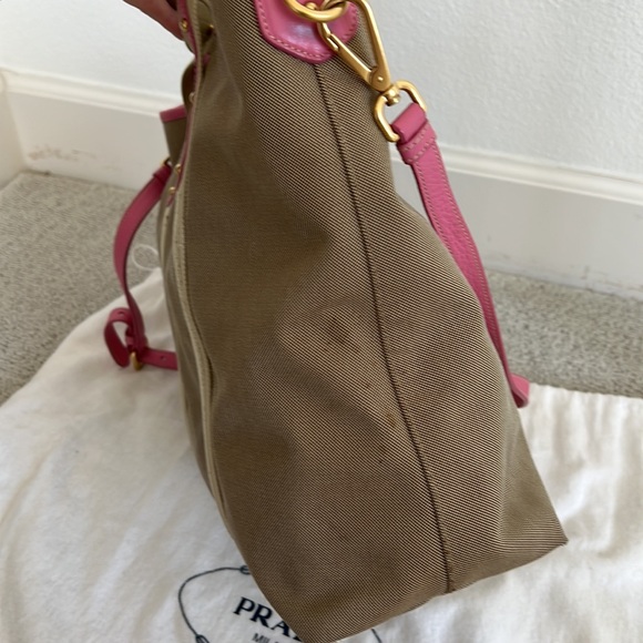 Prada shopping tote - Picture 3 of 7